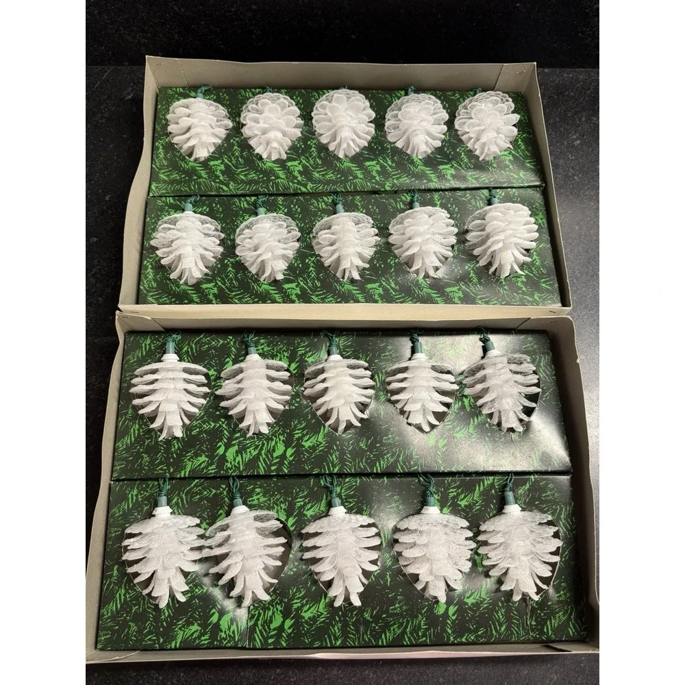 Vintage NOS Santa's World Italian Pine Cone Christmas Lights 2 Sets Tested Works